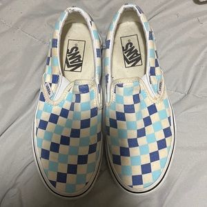 blue and white slip on checkered vans (women’s 7)